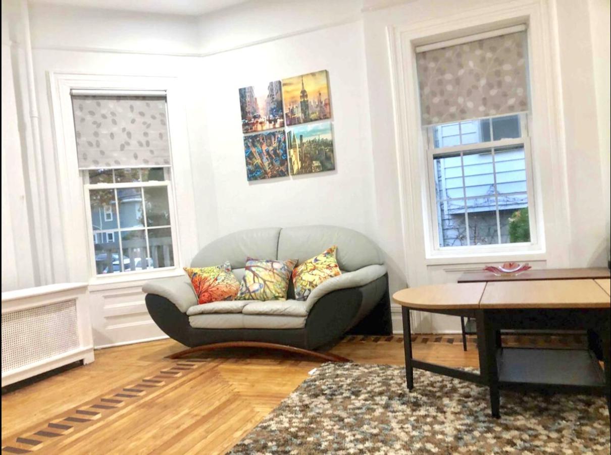 Gorgeous Victorian House!! Entire Suite In Sam'S Home New York Exterior photo